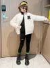 Down Coat Girl Ceketler Kış Giysileri Kore tarzı Pamuk Palto Dış Giyim Katı Mektup Karikatür Desen Zippers Oneck Sıkıcı 231113