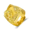 Klusterringar maskulina drake snidning för män 24k guld färg fingerband fina smycken coola manliga ringtillbehör födelsedagspresenter