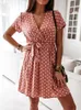 Casual Dresses Womens Summer Fashion Mini Dress Short Sleeve V-Neck Ladies Polka Dot Drees Split Vestidos för Femela Boho Beach Holiday Dress230413