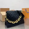 10A حقيبة مصممة من الجلد الأصلي Coussin PM أكياس الكتف Crossbody Crossbody Gold Chain Purse Pouch Wide Admovable Woolets 3 Inside Compartments بالإضافة إلى الحجم