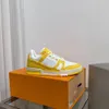 Luxury Designer Shoes Men Casual Shoe Fluorescerande gul och vit kalvskinn sneakers MJPI7787