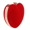Sacos de noite Design de coração vermelho mulheres embreagem pequenos diamantes dourados veludo sacos de noite festa bolsas de casamento bolsa para mulheres 231113