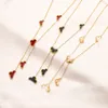 18k Gold Plated Luxury Brand Designer Pendants Halsband Rostfritt stål Blommor Choker Pendant Halsband kedja smycken Tillbehör gåvor