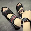 サンダルQmaigie Sandals for Men Trand Fashion Summer Autdoor All Black Shoes Non-Slip Beach Luxury Brand Sandal Dual-Purpose Sandal 230413