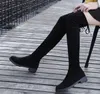 Сапоги мода черная сексуальная сексуальная сексуальная с коленом ботинки женские ботинки Женская зимняя обувь Женщина кружево модные замшевые сапоги на высоких каблуках Осень AA230412