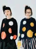 Damestruien ontwerpen originele trui met ronde hals en lange mouwen Polka-dot tweekleurige gebreide warme mode-top voor dames