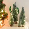 Noel Dekorasyonları 1 PC Mini Ağaç Yapay Kar Simülasyonu Frost Pine Masaüstü Dekoratif Tedarik Süsler Dekorasyon Hediyesi 231113