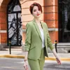 Kvinnors tvåbitar byxor Kvinnor professionella kostym Set Spring Autumn Blazer byxor Suspenders Three-Piece Korean Fashion Clothes Suits