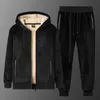 Herrspårar Guld Velor Sport Suit Män Set Winter Sportsuit Thermal Hoodies Fleece Windproof Gym Sportswear 5XL 230412