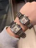 U1 top aaa clássico relógio de aço inoxidável deve fazer quartzo relógios homens homens bracelete sênior tank tank watches couples número romano assistir relógio quadrado geométrico
