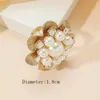 Bagues de cluster Rétro Mode Luxe Exagéré Perle Fleur Réglable Mariage Pour Femmes Or Couleur Grand Doigt Bague Déclaration Bijoux