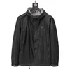 남성 재킷 얇은 윈드 브레이커 지퍼 후드 스트라이프 외곽웨어 품질 힙합 디자이너 코트 진장 패션 스프링 및 가을 파파 크기 M-3XL 87709