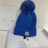 Designer-Strickmütze von MoncKler, Damen-Beanie-Mütze. Klassische, warme Wintermütze aus Wolle für Herren