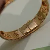 Klavertje vier armband Gemaakt van natuurlijke schelpen en natuurlijke agaat Verguld 18K ontwerper voor vrouwen T0P kwaliteit hoogste tegenkwaliteit mode jubileumcadeau 002