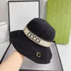 Grass Braid Bucket Hats Designer Herren Hut und Mützen G Damen Baseball Cap Snapbacks Mützen Fedora Ausgestattet Damen Luxus Design Chapeaux Ribbon Sonnenhüte Strand