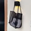 Bolsas de compras 2023 Travel Trendy Bag Bag Women Mesh Hollow Out Transparent Beach Bolsa de grande capacidade ombro de tela