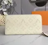 Designer de mode portefeuilles pour femmes sacs à main de luxe à glissière de haute qualité porte-cartes de crédit lettre de fleur perforée dames longues pochettes d'argent minces avec boîte