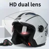 Cascos de motocicleta Casco de doble lente Crash Modelos de invierno Hombres y mujeres Coche eléctrico Anti-niebla Forro de oreja extraíble