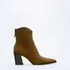 Ботинки на высоком каблуке в ковбойском стиле до щиколотки TRAF 2023, зимняя мода, женская обувь на массивном каблуке с острым носком, коричневая, 231113