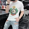 T-shirt da uomo T-shirt a maniche corte da uomo di design Moda da uomo Slim Fit Lavoro pesante Ricamo Stampa T-shirt in cotone setoso di moda europea Stile maschile