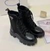 Botas de desenhista outono inverno mulheres para mulheres deslizamento-on redondo toe tornozelo barcos homens fivela motocicleta luxuosa senhoras marca curta mulher tamanho 35-41 sapatos de couro de moda