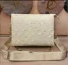 Högkvalitativ lyxig plånbok Kvinna Bag Luxury Purse Wallet PM Crossbody Gold Chain Totes Handväska Purväska Väska Bred borttagbara remmar Plånböcker 3 Inuti fack 26 cm