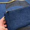 23s Ladies Designer Denim Tote Hobo Bags Jumb Gold Metal Hardware Chain Shoulder Large Capacity Shopping Handväskor med påse lyxtrenden för kvinnor 30x40cm