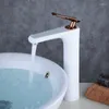 Badrumsvaskar kranar bassängblandare kran vit rosguld/svart mässing kall kran med en hål däck monterade tvättvattentappar