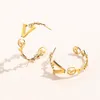 Cadeau de luxe Lettre Hoop Boucles d'oreilles Mode Anniversaire Amour Bijoux Charme Noël Classique Designer Marque 18K Plaqué Or Bijoux En Acier Inoxydable En Gros