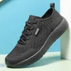 Veiligheidsschoenen Ademende Mannen Casual Sneakers Antislip Mannelijke Tennisschoenen Zomer Outdoor Mannen Sneakers Lopen Casual Schoenen 231113