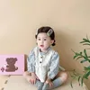 Ensembles de vêtements 2023 Automne coréen né bébé filles 2pcs vêtements coton floral à manches longues barboteuse froncé gilet costume infantile fille tenues