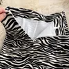 Spódnice koreańskie zebra print midi kobiety jesienne kobieta linia liniowa luźna mini mini 230413