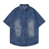 Mäns avslappnade skjortor sommar vintage hiphop fjäril graffiti korta ärmar överdimensionerade harakuju streetwear -knapp upp blus för manlig blå