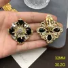 New designed Luxury Retro FLOWER EARRINGS IN BRASS WITH GOLD SHINY WOMEN EAR HOOPS Designer Jewelry HH5201