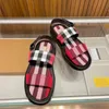 Fashion Men Vintage Slippers Sandalen Pool Fun Onyx Resin Flats Classic Double Ankle Clare Clare Sling Slides Canvas Striped Design Platform Beach Slider Flop Flops EU 38-45