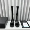 고급 디자이너 Long Boots Glossy Boots 여자 클래식 스타일 플랫 바닥 부츠 가죽 컬러 디자이너 럭셔리