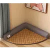 Кровати для кошек угловой домашний кровать треугольник летний охлаждение собаки коврик съемные помыщаемые настенные подушки гнездо