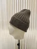 Moda lã malha chapéu para mulheres designer loewe gorro inverno cashmere tecido quente chapéu para homem presente de aniversário 657