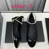 Luxury Dress Shoes Designer Ballet Shoe 100% Real Leather Spring Autumn Pearl Gold Chain Fashion New Flat Boat Shoe Lady Lazy Dance Loafers Black Women Size 34-42