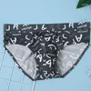 Mutande Sexy Mens Ice Silk Smooth Slip Elasticità a vita bassa Biancheria intima traspirante U Convex Pouch Underpant Cute Letter Printed Lingerie