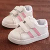 Sneakers Children Shoes Girls Boys Sneakers Running Antislip Soft Bottom Bekväma barn Småbarn Casual Flat Sports White Shoes 230413