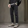 Menslastbyxor Streetwear Pencil Pants raka långa byxor Biker JOGGERS Harem Jeans Hip Hop Denim Pants Regelbundet tvättade jeans Casual Outwear Fashion Herrkläder