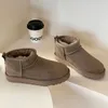 Botas castañas Zapatillas Tasman Australia Diapositivas de piel Piel de oveja Shearling Tazz NUEVAS mulas Mujeres Hombres Botas con plataforma Zapatos sin cordones Ante Comodidad superior Otoño Invierno