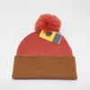 Marca de invierno Pom Pom Beanie Hat Gorra de moda para hombres Mujeres Diseñador Gorros de punto Gorros para mujer