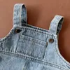 Overaller denim hängslen för småbarnsbarn dungaree bebisar denim byxa småbarn jeans smyckbyxor småbarn denim overall 230414