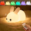 Veilleuses Lampe en silicone Veilleuse colorée avec design en forme de lapin Contrôle du robinet Lumière d'ambiance Décoration de la maison Cadeau de vacances pour enfants Q231114