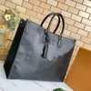 Designer Tote Bag Womens Shoulder Bag Embossed Large Capacity Shopping Bag On the go Luxury Handbag Wallet Office Laptop Bag crossbody bag Portable travel bag