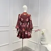 Abiti casual 2023 Mini abito da donna con cintura a maniche lunghe con stampa floreale bordeaux di alta qualità vintage in seta autunnale