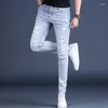 Jeans pour hommes 2023 printemps et automne tendance de la mode couleur unie cassé petits pieds décontracté mince confortable de haute qualité 28-36