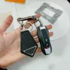 Дизайнерская кожаная клавиша P Mens Black Key Chain Женские аксессуары автомобильные брелки с канципом и кольцом